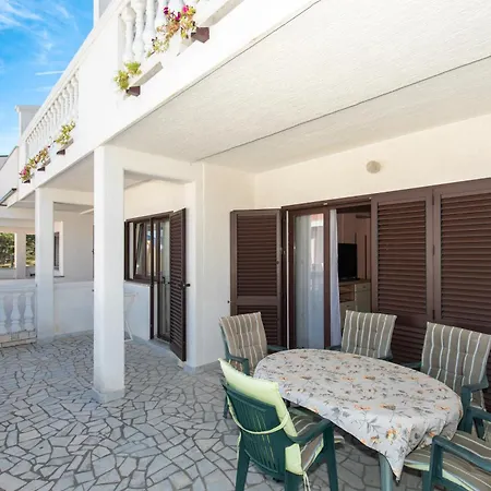 Marin Zarok Apartmán