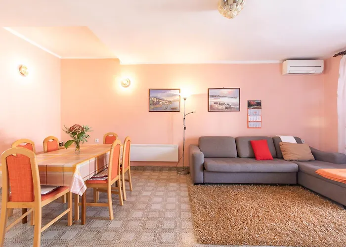 Marin Zarok Apartment Baska (Krk)