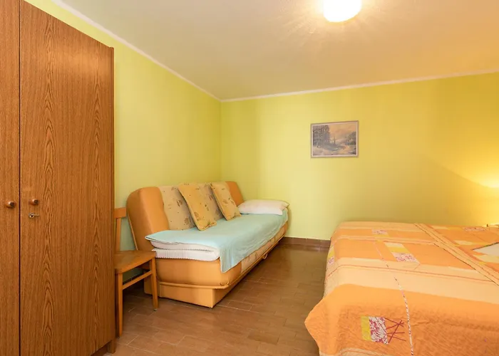 Apartment Marin Zarok Baska (Krk)
